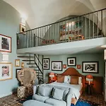 Hotel Palazzo Flora *