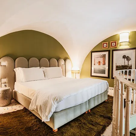 Palazzo Flora מלון *